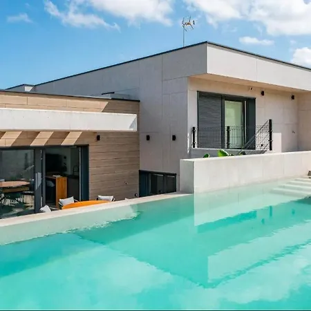 Hoshi Villa Puente Arce